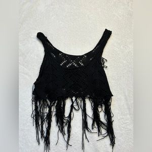 Super cute cropped messy over top size small new condition